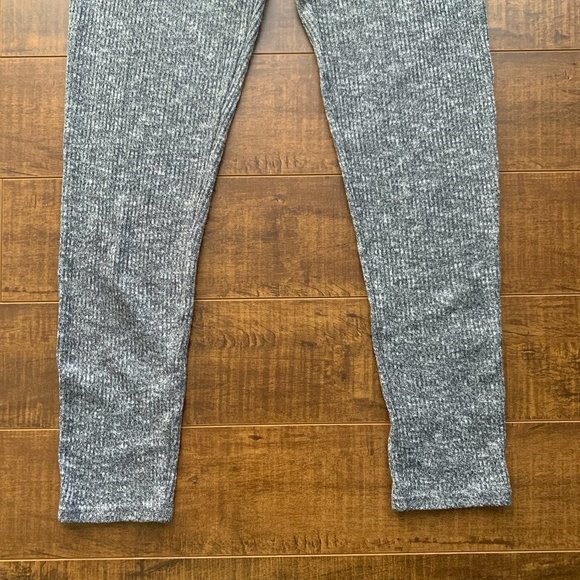Gymshark Slounge High Waisted Knit Leggings in Grey Marl Size Small - Picture 4 of 13